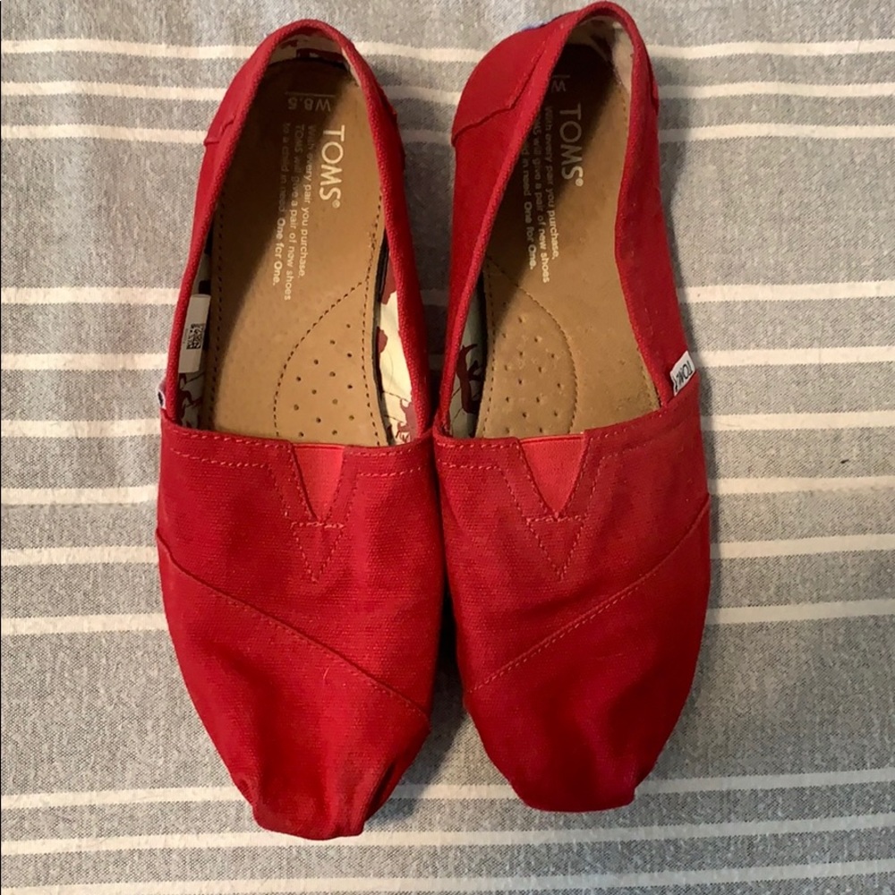 Red TOMS